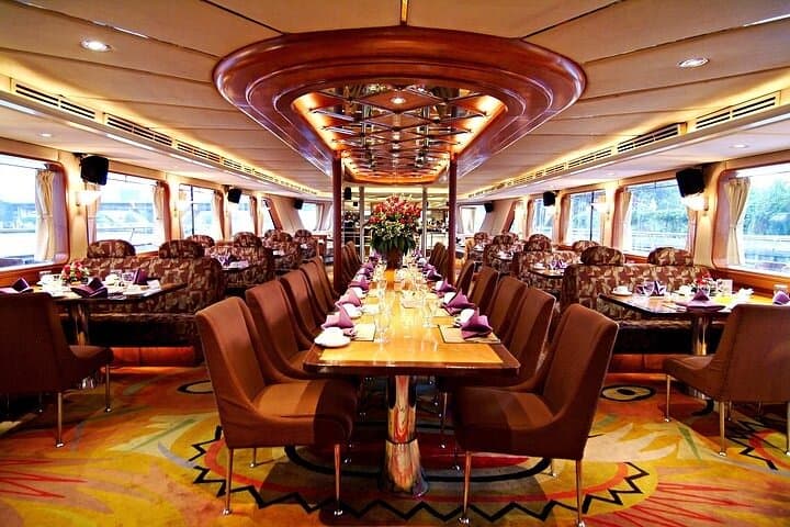 Bangkok Grand Pearl Dinner Cruise on the Chao Phraya River photo 6