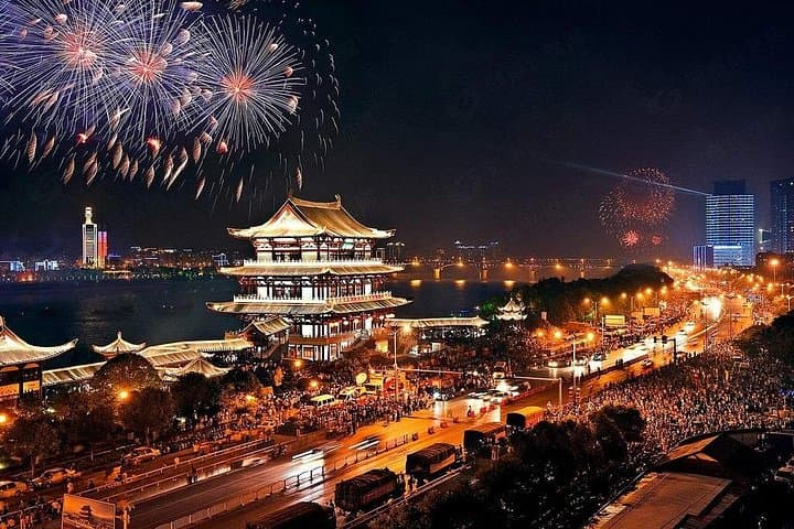 Changsha Walking Food Tour: Private 4-Hour Hunan Street-Food Experience