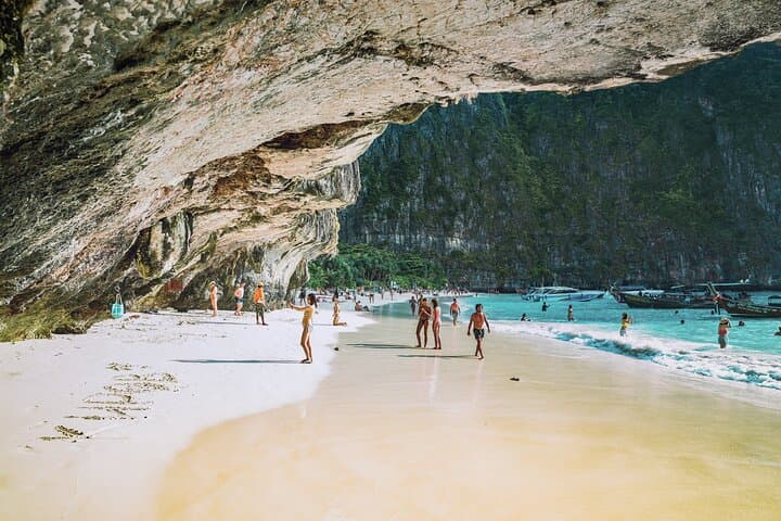 Phi Phi & Bamboo Island Speed Catamaran Day Trip from Phuket photo 3