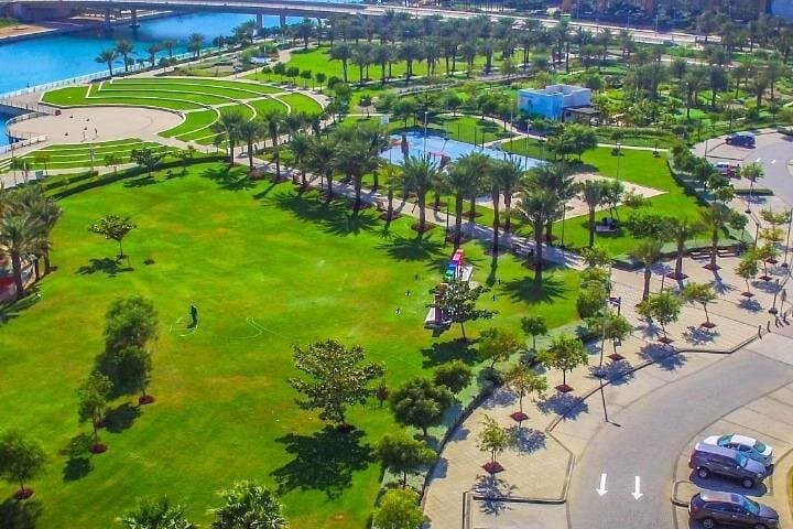 Jeddah to KAEC: Day Trip to King Abdullah Economic City, Yam Beach & Marina