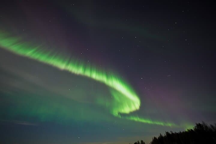 Aurora Quest by Minibus — Rovaniemi Northern Lights Chase photo 6