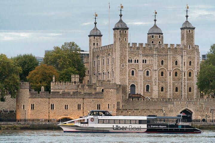 London River Thames Express Cruise: 30-Min Thames Clippers Audio Tour