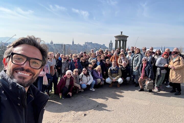 Edinburgh Private Walking Tour in Spanish — Royal Mile Highlights & Hidden Corners