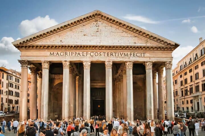 Private Rome Half-Day Car Tour — Colosseum, Trevi Fountain & Spanish Steps photo 3
