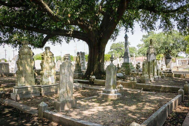 new-orleans-haunted-self-guided-ghost-audio-tour-french-quarter photo 3