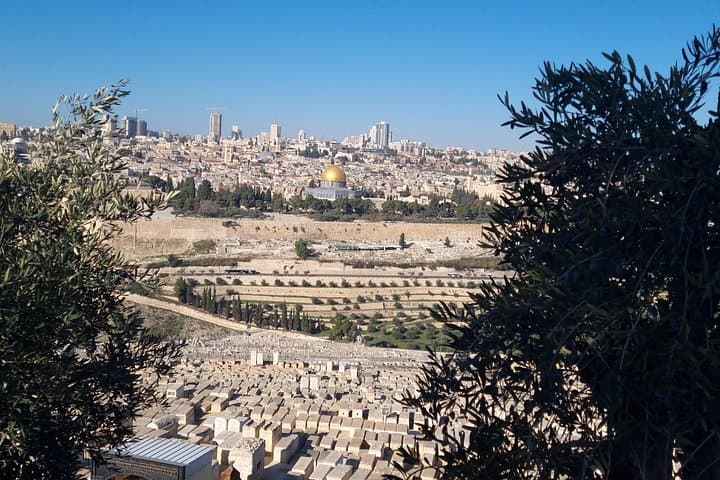 Walking the Gospel: Christian Tour of Jerusalem's Biblical Sites photo 3
