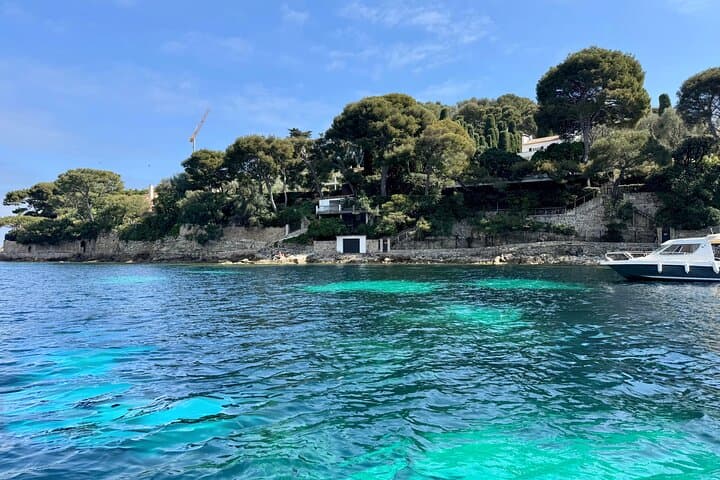 Secret Riviera Boat Tour to Mala Cave with Snorkeling from Nice photo 2