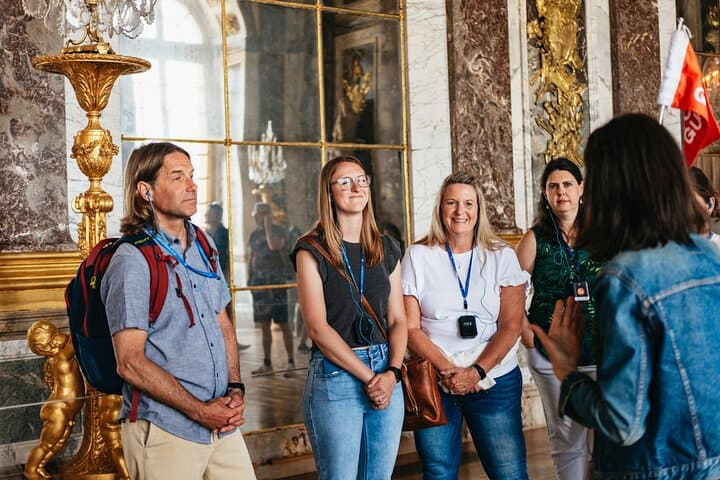 Versailles Palace Live Tour with Gardens Access from Paris photo 4