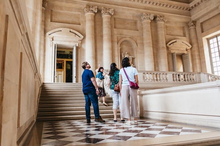 Versailles Palace Live Tour with Gardens Access from Paris photo 5