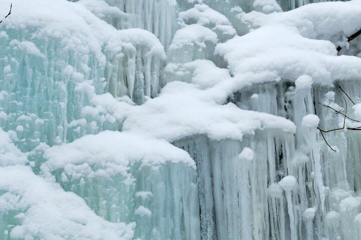 Korouoma Canyon Winter Hike: Frozen Waterfalls & Lapland Wilderness photo 3