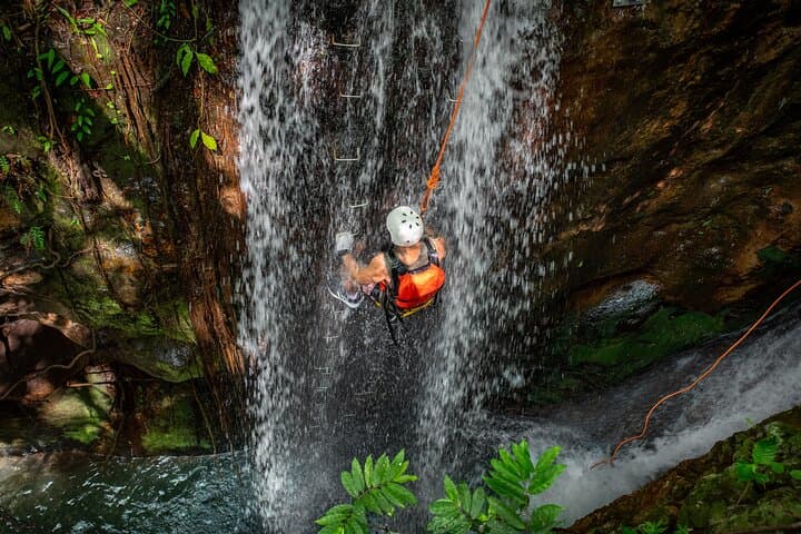 Rincon de la Vieja Canyoning: Waterfall Rappels & Tarzan Swing photo 4