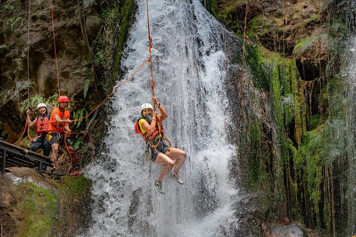 Rincon de la Vieja Canyoning: Waterfall Rappels & Tarzan Swing photo 5