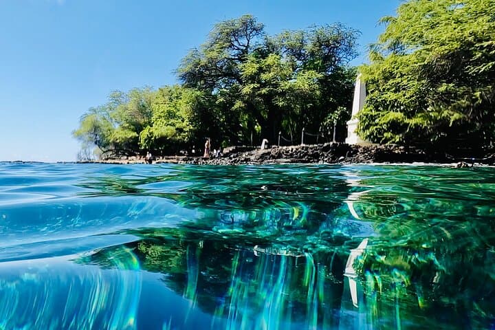 Kealakekua Bay Snorkel & Dolphin Watch: Exploring Hawaii’s Marine Wildlife from Kailua-Kona photo 3