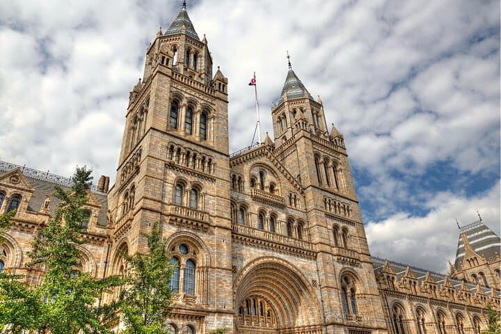 Natural History Museum London: Guaranteed Entry & Mobile Audio Tour Guide