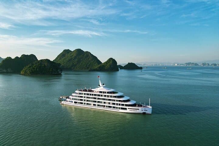 Catherine Cruises Halong Bay 6-Star Overnight Luxury Cruise