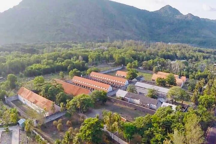 Con Dao Heritage Trail Half‑Day Tour — Phu Hai Prison, Museum & Vo Thi Sau photo 2