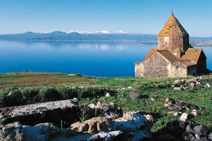 Armenia Day Tour: Dilijan, Lake Sevan & Yerevan in One Day