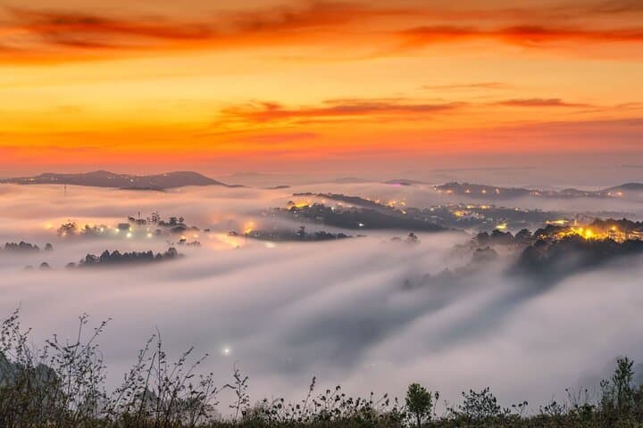 Da Lat Sunrise Cloud Hunting: Cau Dat Tea Hill Morning Tour photo 3