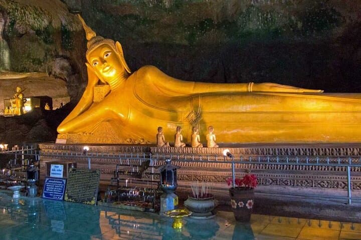 James Bond Island Tour: Phang Nga Bay Sightseeing & Canoe Adventure photo 4
