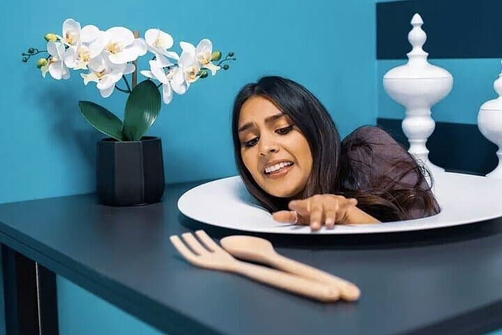Mind-Bending Fun at Museum of Illusions Dubai: Interactive Optical Exhibits and Visitor Tips photo 6
