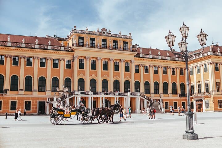 Vienna FLEXI Pass Guide: Schönbrunn, Belvedere & 72‑Hour Hop‑On Hop‑Off photo 5