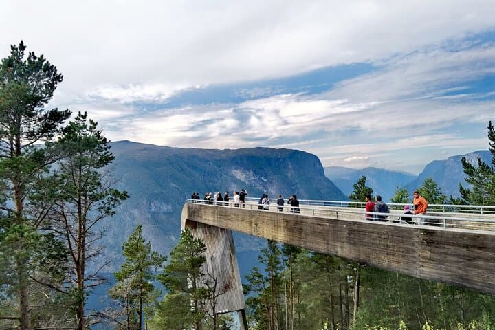 3-Day Bergen to Hardanger & Sognefjord: Flåm, Preikestolen Options and Oslo Finish photo 2
