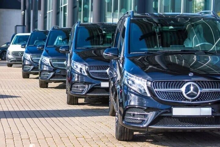 Private Car with Driver in Morocco — Transfers & Personalized Tours