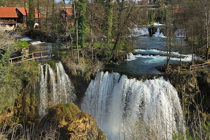 Zagreb to Plitvice Lakes & Rastoke Private Day Tour: Waterfalls, Walkways and Local Tastes photo 4