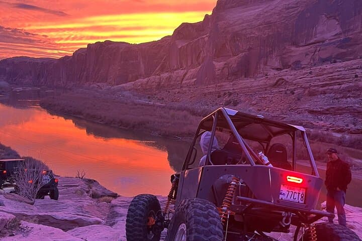 Explore Moab’s Red Rock Wonders on a Ride-Along Off-Road Jeep Tour photo 6