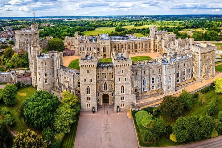 Windsor Castle 5-Hour Private Tour — State Rooms & St George's Chapel