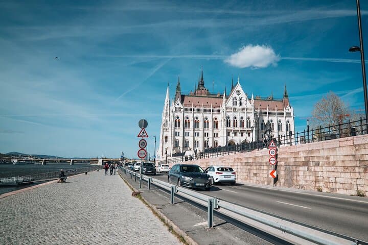 Two Capitals in One Day: Day Trip to Budapest and Bratislava from Vienna