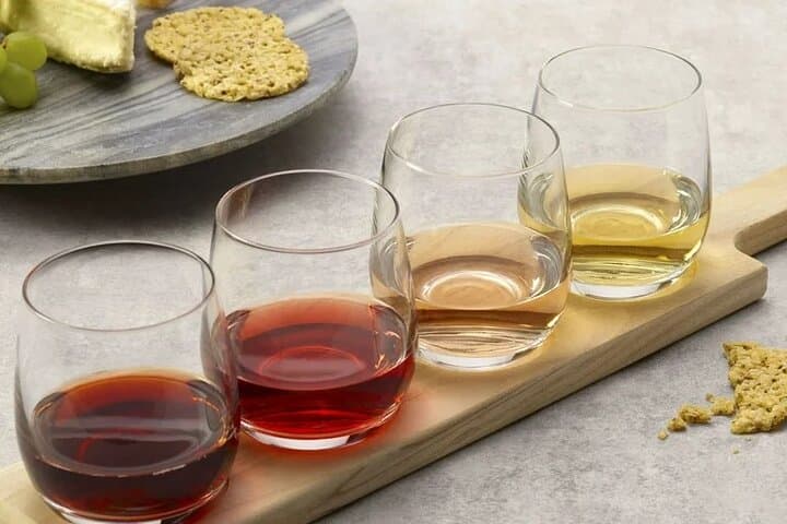 North Fork Wine Tour: Greenport Sights, Oysters & Small Plates (Half-Day) photo 4