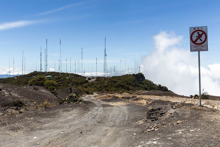 Irazú Volcano National Park: Admission & Crater-Rim Trails Guide photo 5