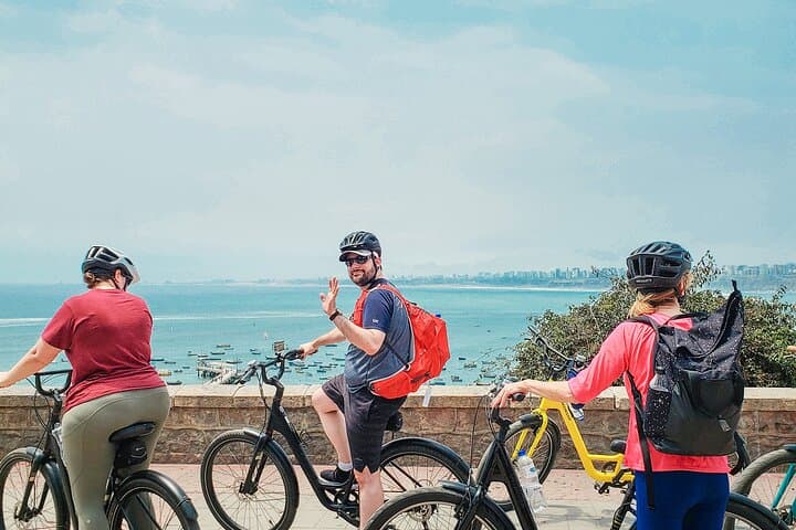Bike & Bite Lima: Coastal Cycling and Culinary Tour of Miraflores & Barranco photo 1