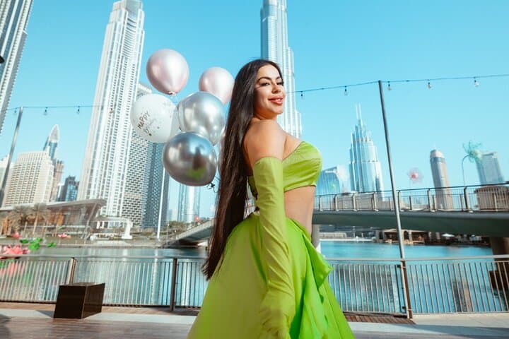 Burj Khalifa Portrait Photoshoot: Downtown Dubai Luxury Session photo 4