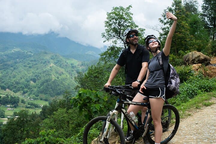 Sapa Bicycle Tour: Muong Hoa Valley Cycling and Hmong Batik Workshop photo 3