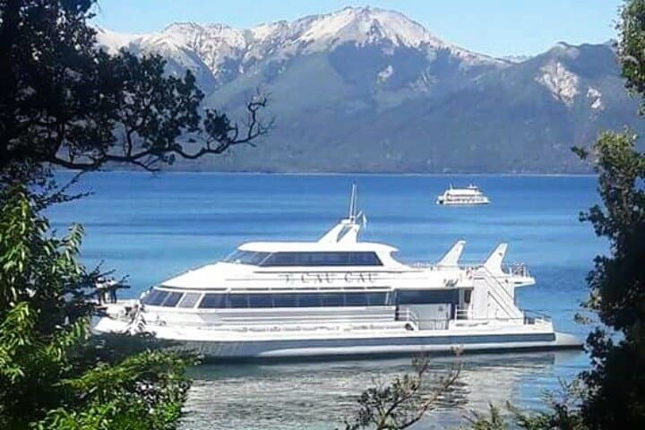 Sail to Victoria Island & Walk the Arrayanes Forest: Full-Day Nahuel Huapi Cruise photo 5