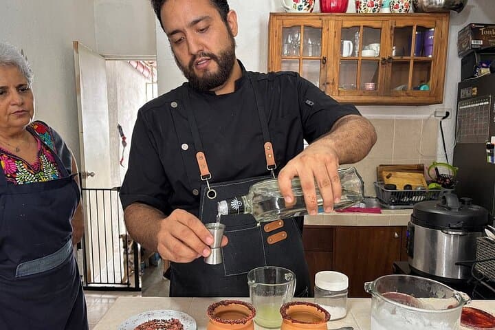 Private Authentic Mexican Cooking Class in Cancun with Alberto — Hands-On Home Cooking Experience photo 2