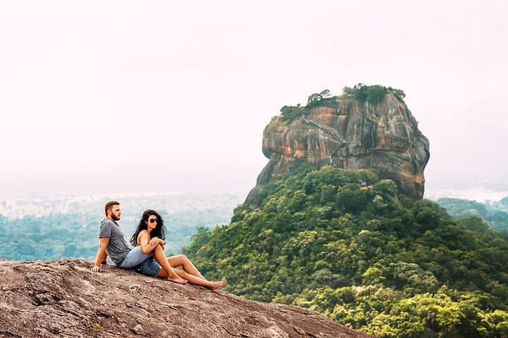 Ultimate Sri Lanka 9-Day Private Tour — Beaches, Highlands & Wildlife photo 2