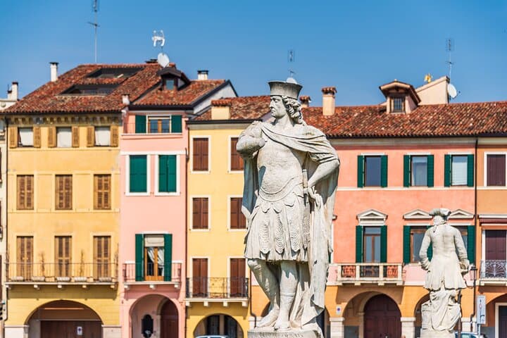 Padua in Two Hours: Local-Led Walking Tour of Basilica, Prato della Valle & Tasting photo 2