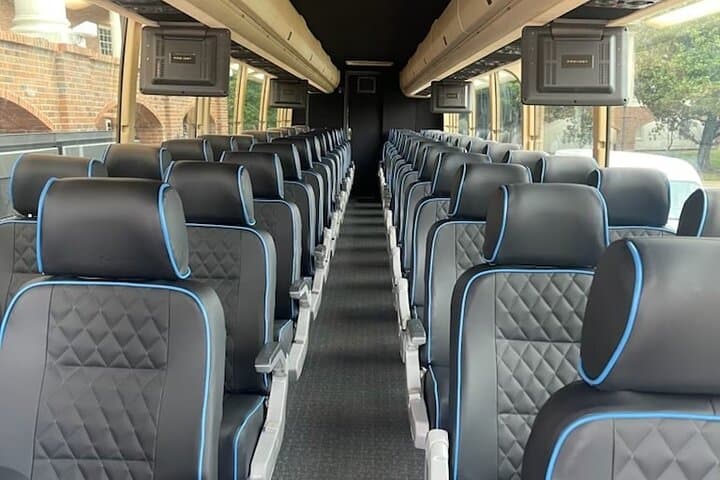 Nashville Private Airport Transfer for Large Groups (Up to 56) photo 2
