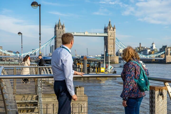 Iconic London in a Black Cab: 3-Hour Small-Group Highlights Tour photo 4