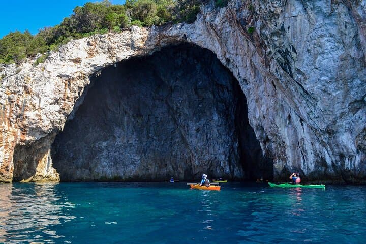 Sea Kayaking Sivota Islets & Blue Lagoon: Pisina, Bella Vraka & Mourtemeno photo 3
