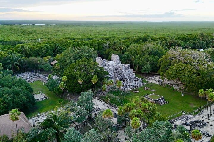 El Meco Guided Tour in Cancún: Archaeology, Tequila Tasting & Shopping photo 5