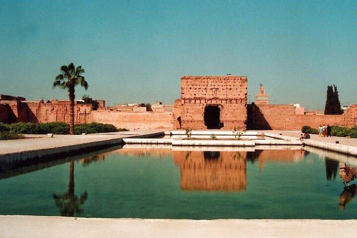 Private Marrakech Tuk-Tuk City Tour with Pickup and Drinks — Medina, Koutoubia & Palaces photo 4