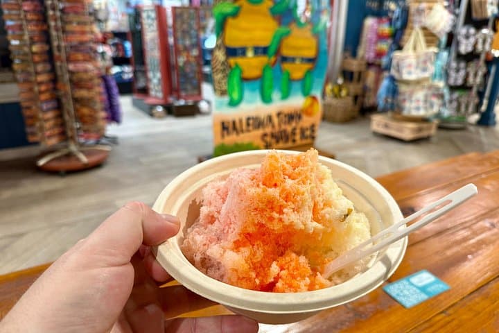 Waikiki Food Tour: Downtown Honolulu with 5 Local Tastings photo 2