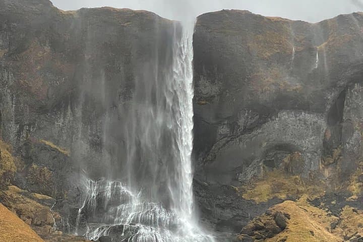 Snaefellsnes Private Tour from Cruise Ports: Kirkjufell, Lava Fields & Seals photo 2