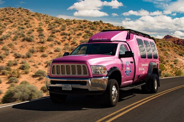 Zion National Park Day Trip from Las Vegas — Guided Shuttle Tour with Picnic