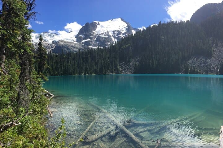 Private Joffre Lakes Day Hike from Vancouver — Glacier-Fed Lakes & Matier Glacier Views photo 3