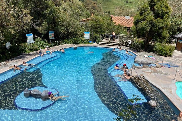 Papallacta Thermal Baths Day Trip from Quito — Hot Springs, Andean Trails & Wildlife photo 1